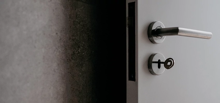 Front Door Handle Repair And Installation in Bartlett, IL